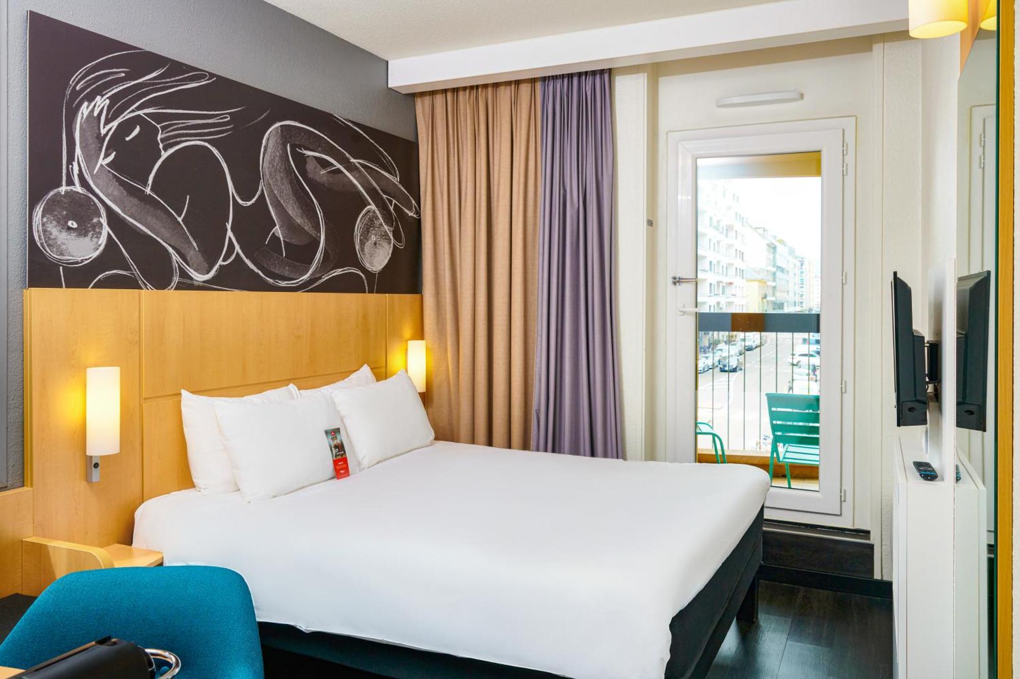 Ibis Annecy Centre Vieille Ville Exterior photo