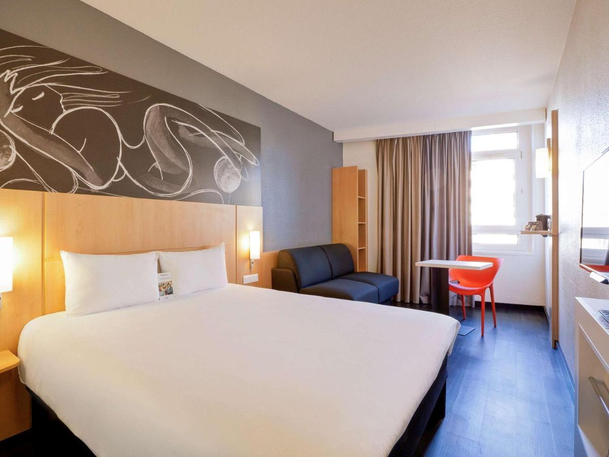Ibis Annecy Centre Vieille Ville Exterior photo